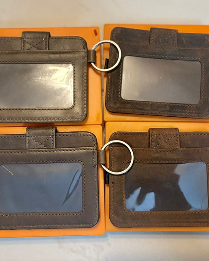 CH Leather Keyring with Card Case – Gift Set 🎁