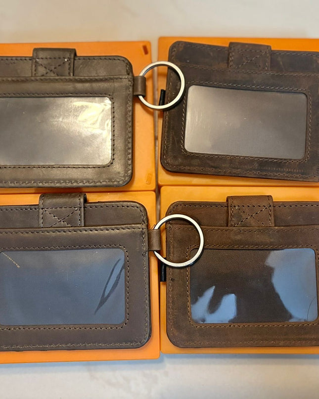 CH Leather Keyring with Card Case – Gift Set 🎁