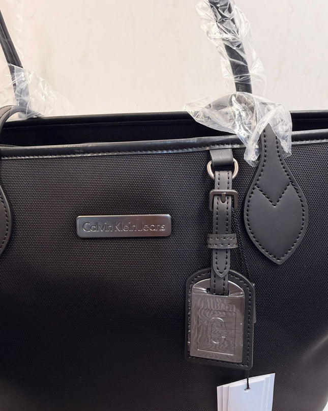 CK LADIES ZIPPER TOTE BAGS.