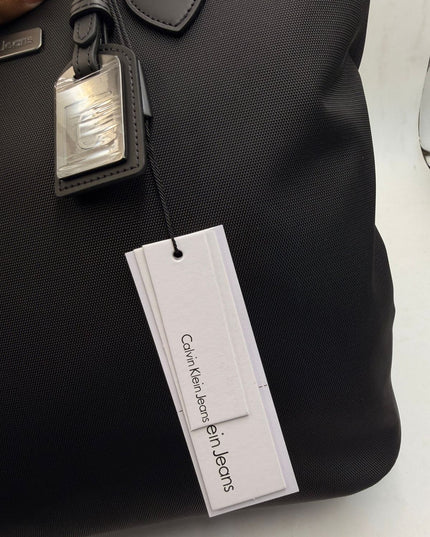 CK LADIES ZIPPER TOTE BAGS.