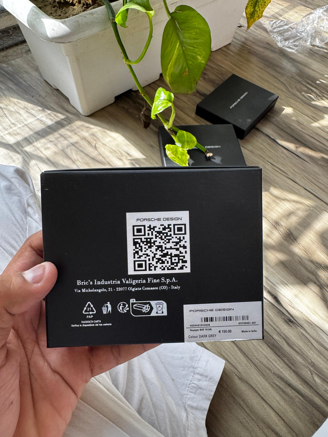 P.D. Premium Original Leather Wallet – Sleek Bifold Design (Black)